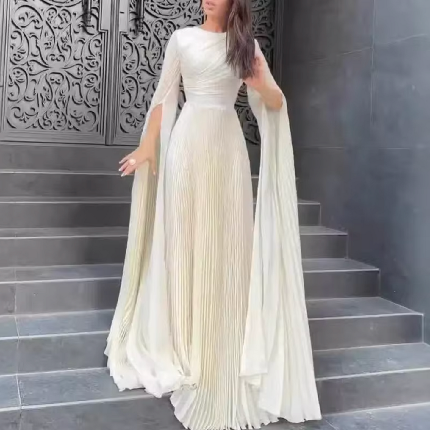 Elegant Pleated Batwing Sleeve Maxi Dress